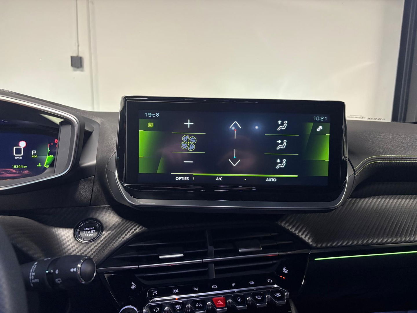 Peugeot 208 1.2 PureTech 100 GT PANO CAM