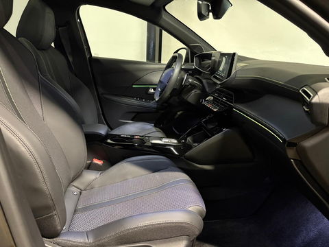 Peugeot 208 1.2 PureTech 100 GT PANO CAM