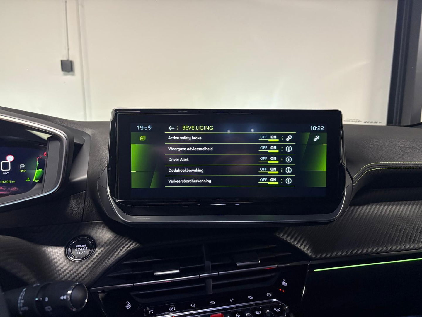 Peugeot 208 1.2 PureTech 100 GT PANO CAM