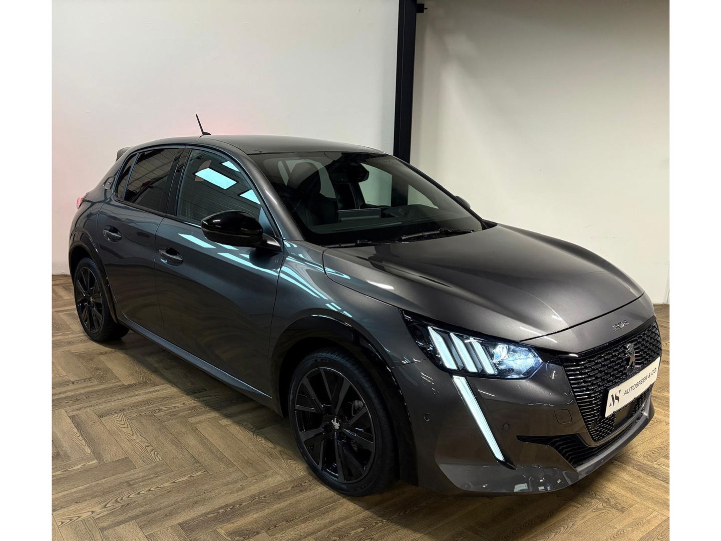 Peugeot 208 1.2 PureTech 100 GT PANO CAM