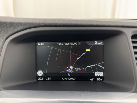 Volvo V60 2.4 D6 AWD Plug-In Hybrid Summum Aut. *PANO | LUXURY-LEATHER | BI-XENON | ADAPTIVE-CRUISE | BLINDSPOT | MEMORY-PACK | HEATED-SPORTSEATS | NAVI-FULLMAP | CAMERA | ECC | PDC | TOWBAR | 18''ALU*
