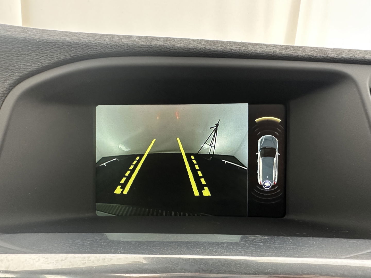 Volvo V60 2.4 D6 AWD Plug-In Hybrid Summum Aut. *PANO | LUXURY-LEATHER | BI-XENON | ADAPTIVE-CRUISE | BLINDSPOT | MEMORY-PACK | HEATED-SPORTSEATS | NAVI-FULLMAP | CAMERA | ECC | PDC | TOWBAR | 18''ALU*