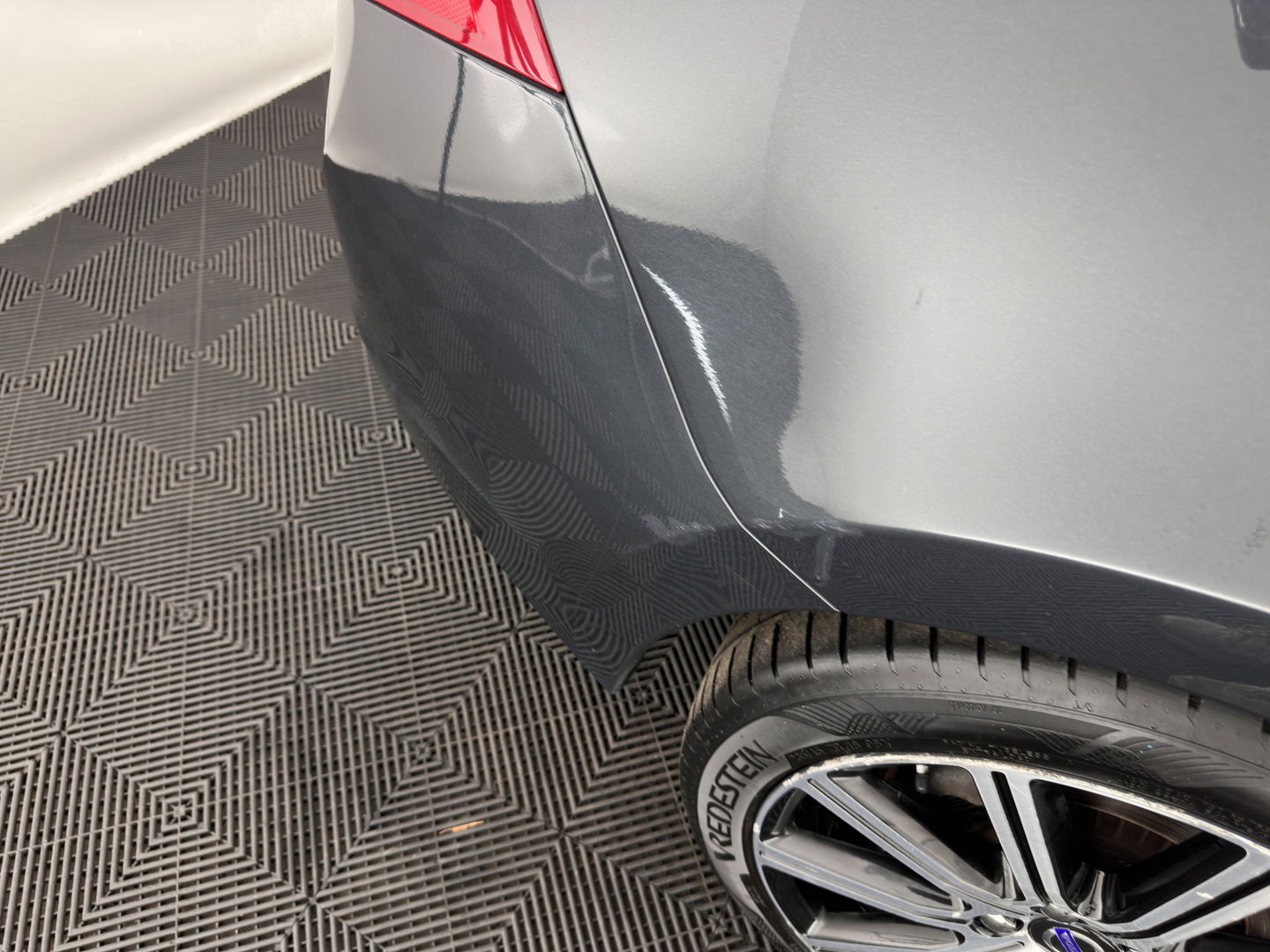 Volvo V60 2.4 D6 AWD Plug-In Hybrid Summum Aut. *PANO | LUXURY-LEATHER | BI-XENON | ADAPTIVE-CRUISE | BLINDSPOT | MEMORY-PACK | HEATED-SPORTSEATS | NAVI-FULLMAP | CAMERA | ECC | PDC | TOWBAR | 18''ALU*