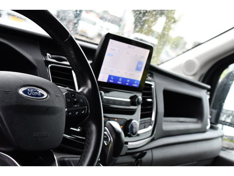 Ford Transit 350 2.0 TDCI L3H2 Black Edition Camera, Cruise, Carplay, 185pk, Xenon, Multimedia, Automaat, Trekhaak, Sensoren, Uniek!