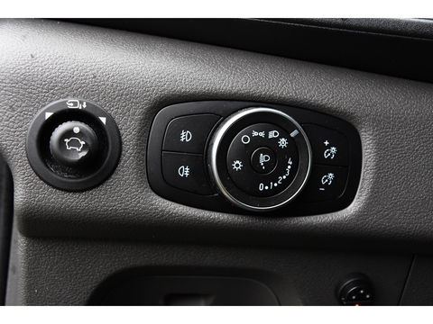Ford Transit 350 2.0 TDCI L3H2 Black Edition Camera, Cruise, Carplay, 185pk, Xenon, Multimedia, Automaat, Trekhaak, Sensoren, Uniek!