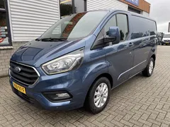 Ford Transit Custom 280 2.0 TDCI 130pk automaat L1H1 Limited / vaste prijs rijklaar € 17.950 ex btw / lease vanaf € 302 / airco / cruise / navi / camera / stoelverwarming / trekhaak !