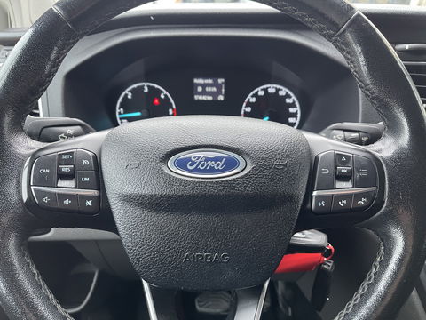 Ford Transit Custom 280 2.0 TDCI 130pk automaat L1H1 Limited / vaste prijs rijklaar € 17.950 ex btw / lease vanaf € 302 / airco / cruise / navi / camera / stoelverwarming / trekhaak !