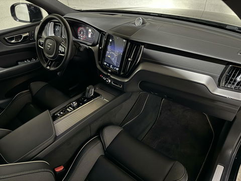 Volvo XC60 2.0 T8 AWD Polestar Engineered B&W Pano HUD ACC Trekh.