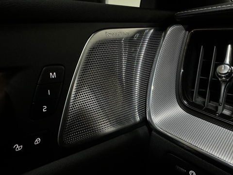 Volvo XC60 2.0 T8 AWD Polestar Engineered B&W Pano HUD ACC Trekh.