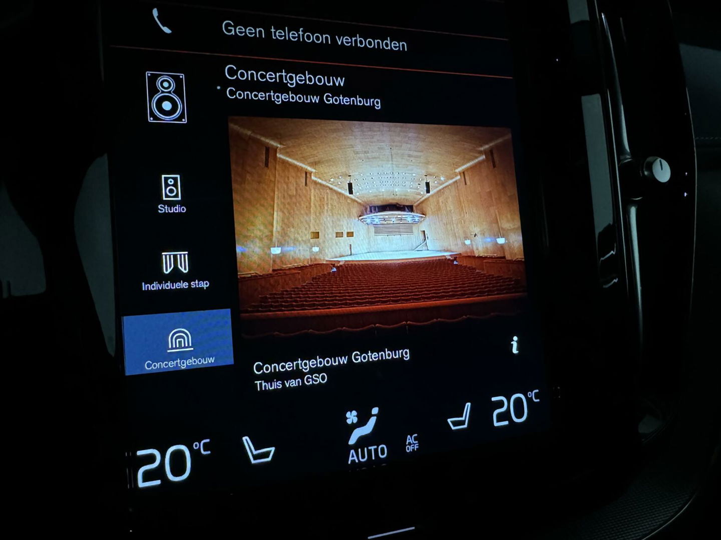 Volvo XC60 2.0 T8 AWD Polestar Engineered B&W Pano HUD ACC Trekh.