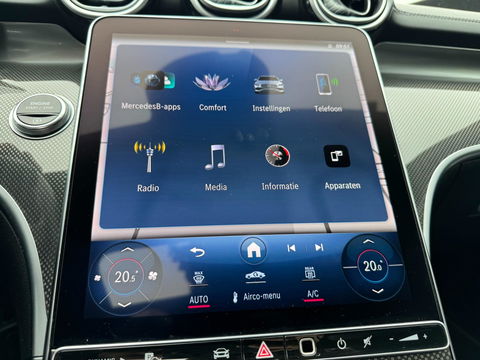 Mercedes-Benz C-Klasse 200 Launch Edition AMG Line Panorama 360 Camera