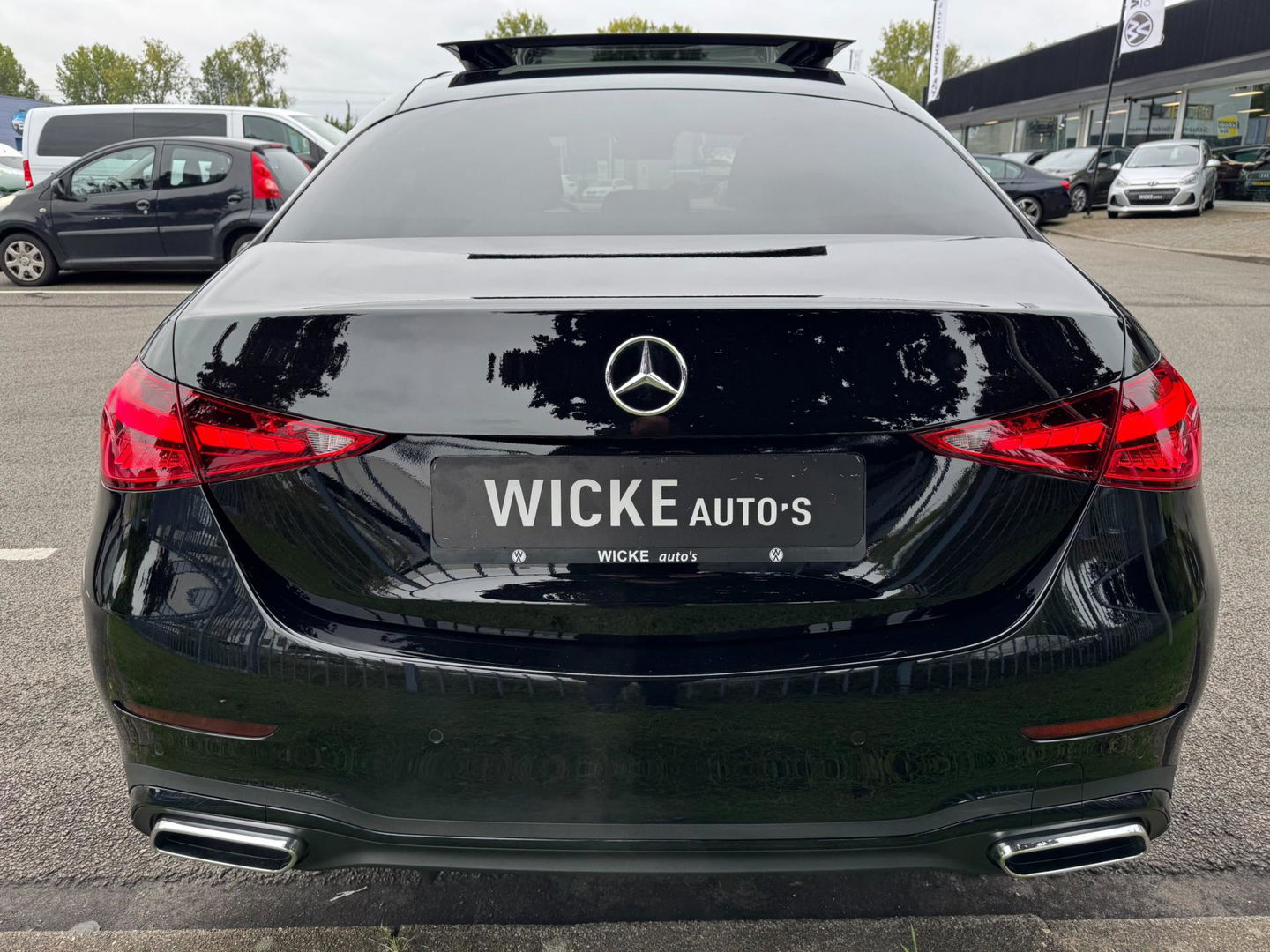 Mercedes-Benz C-Klasse 200 Launch Edition AMG Line Panorama 360 Camera