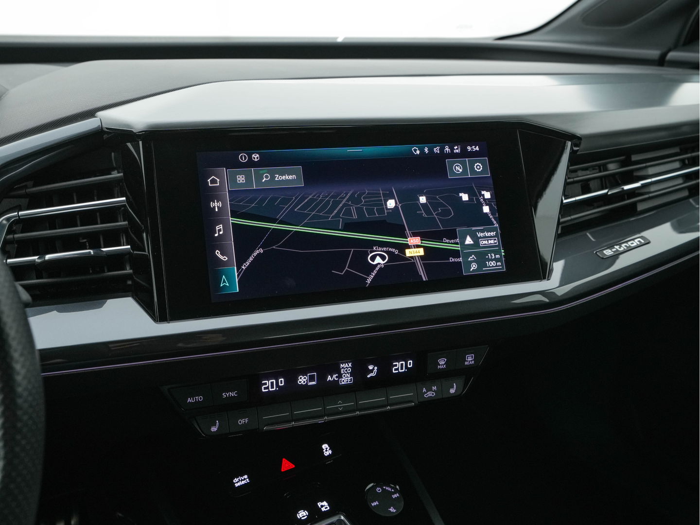 Audi Q4 Sportback e-tron 40 S-Line Edition 77 kWh [ 3-Fase ] {SOH-92%} (INCL-BTW) *HEAT-PUMP | LEATHER-FABRIC | MATRIX-LED | ADAPTIVE-CRUISE | AMBIENT-LIGHT | DIGI-COCKPIT | AUDI-SOUND | DAB+ | KEYLESS | SHIFT-PADDLES | CAMERA | HEATED-SPORTSEATS | 20''ALU*