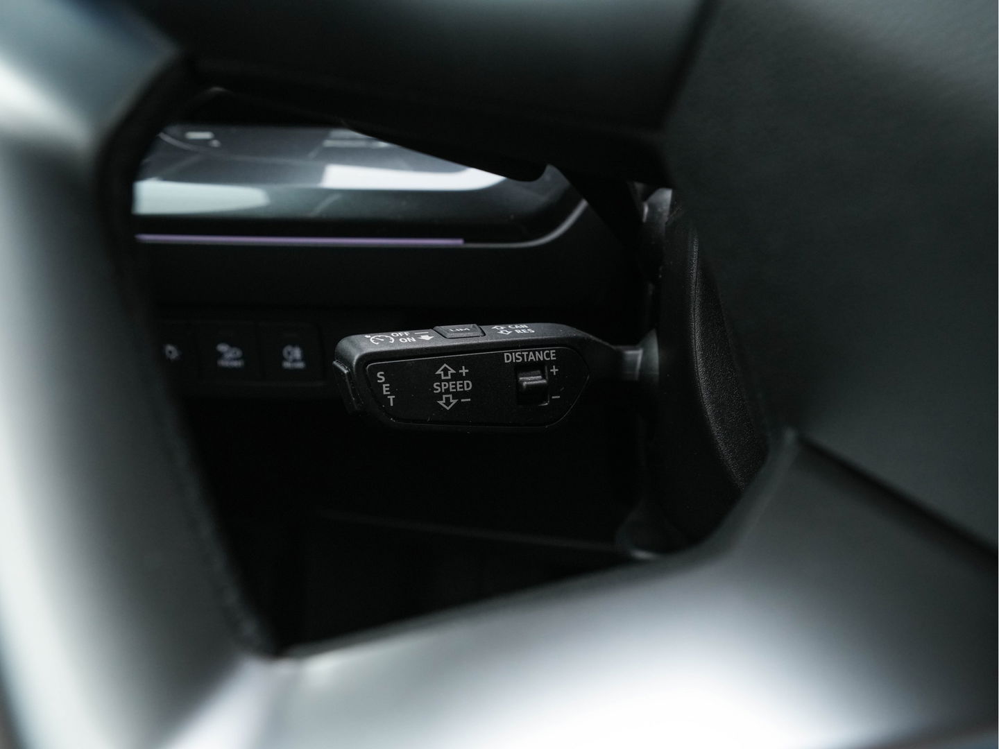 Audi Q4 Sportback e-tron 40 S-Line Edition 77 kWh [ 3-Fase ] {SOH-92%} (INCL-BTW) *HEAT-PUMP | LEATHER-FABRIC | MATRIX-LED | ADAPTIVE-CRUISE | AMBIENT-LIGHT | DIGI-COCKPIT | AUDI-SOUND | DAB+ | KEYLESS | SHIFT-PADDLES | CAMERA | HEATED-SPORTSEATS | 20''ALU*