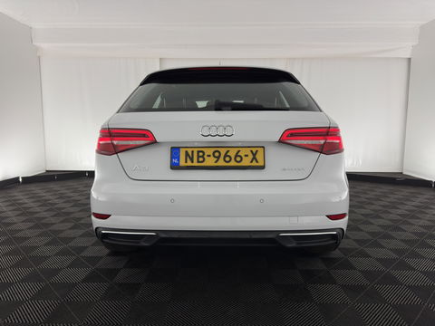Audi A3 Sportback 1.4 e-tron Lease Edition PHEV Aut. *DIGI-COCKPIT | FULL-LED | ADAPTIVE-CRUISE | LANE-ASSIST | KEYLESS | SPORT-SEATS | NAVI-FULLMAP | ECC | PRIVACY-GLASS | PDC | CRUISE | 17''ALU*