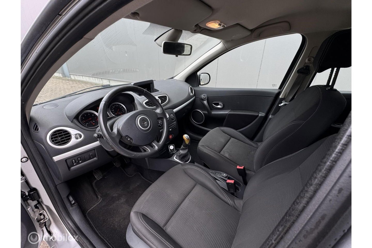 Renault Clio Estate 1.2 TCE | 4x nieuwe banden + apk | navigatie | Cruise | Clima | rijklaarprijs |