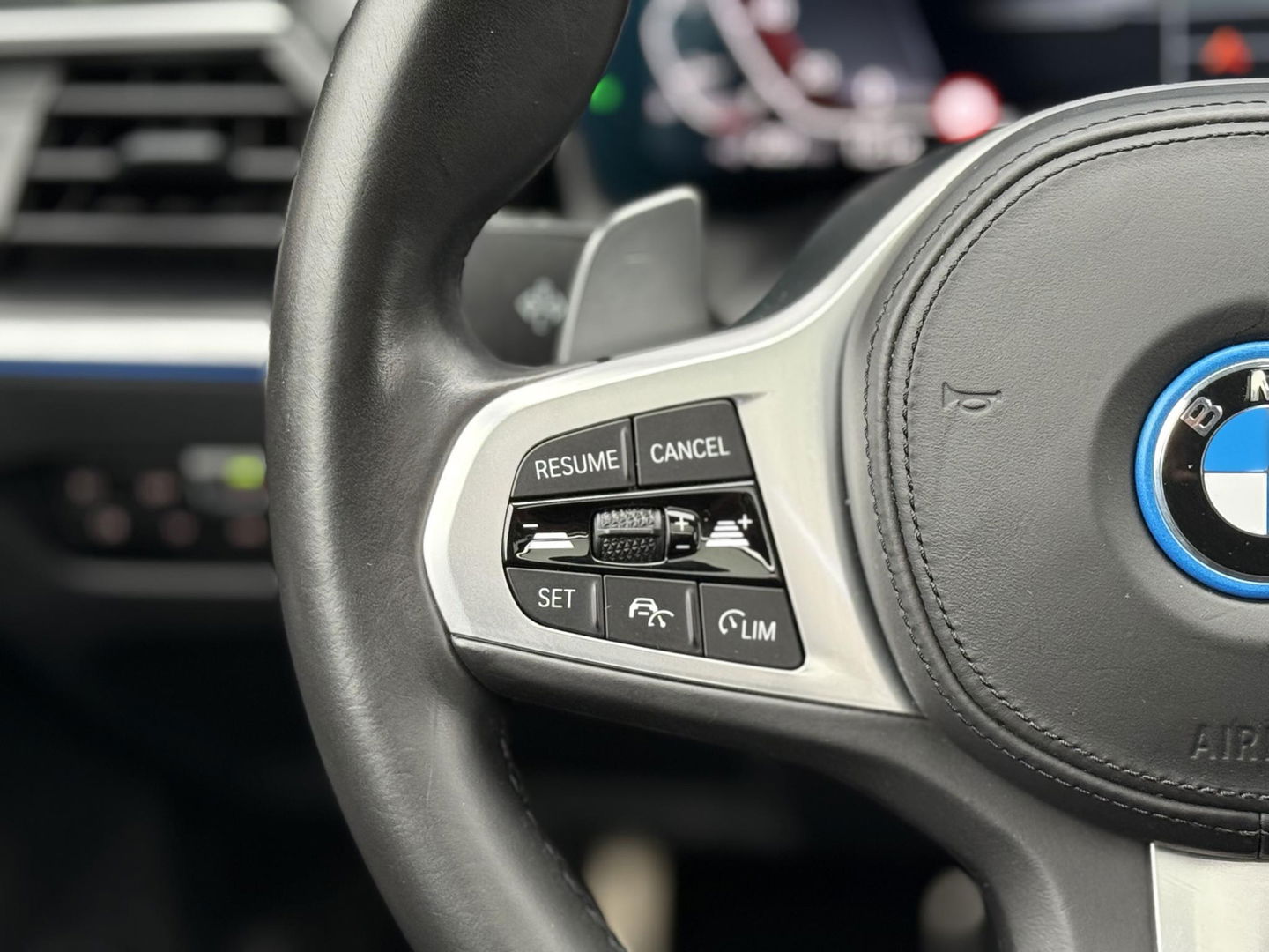 BMW 3 Serie Touring 330e High Ex. M-sport plus|SOH98%|Pano|Laser|CoPilot|HiFi|Trekhaak|Dravit grey