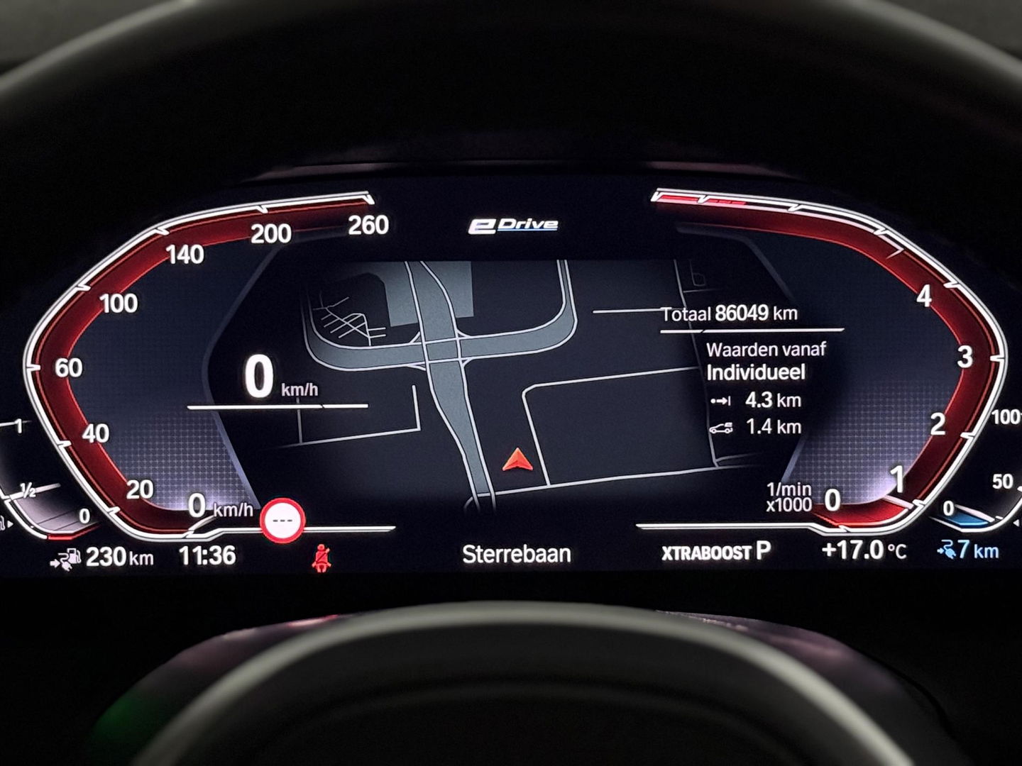 BMW 3 Serie Touring 330e High Ex. M-sport plus|SOH98%|Pano|Laser|CoPilot|HiFi|Trekhaak|Dravit grey