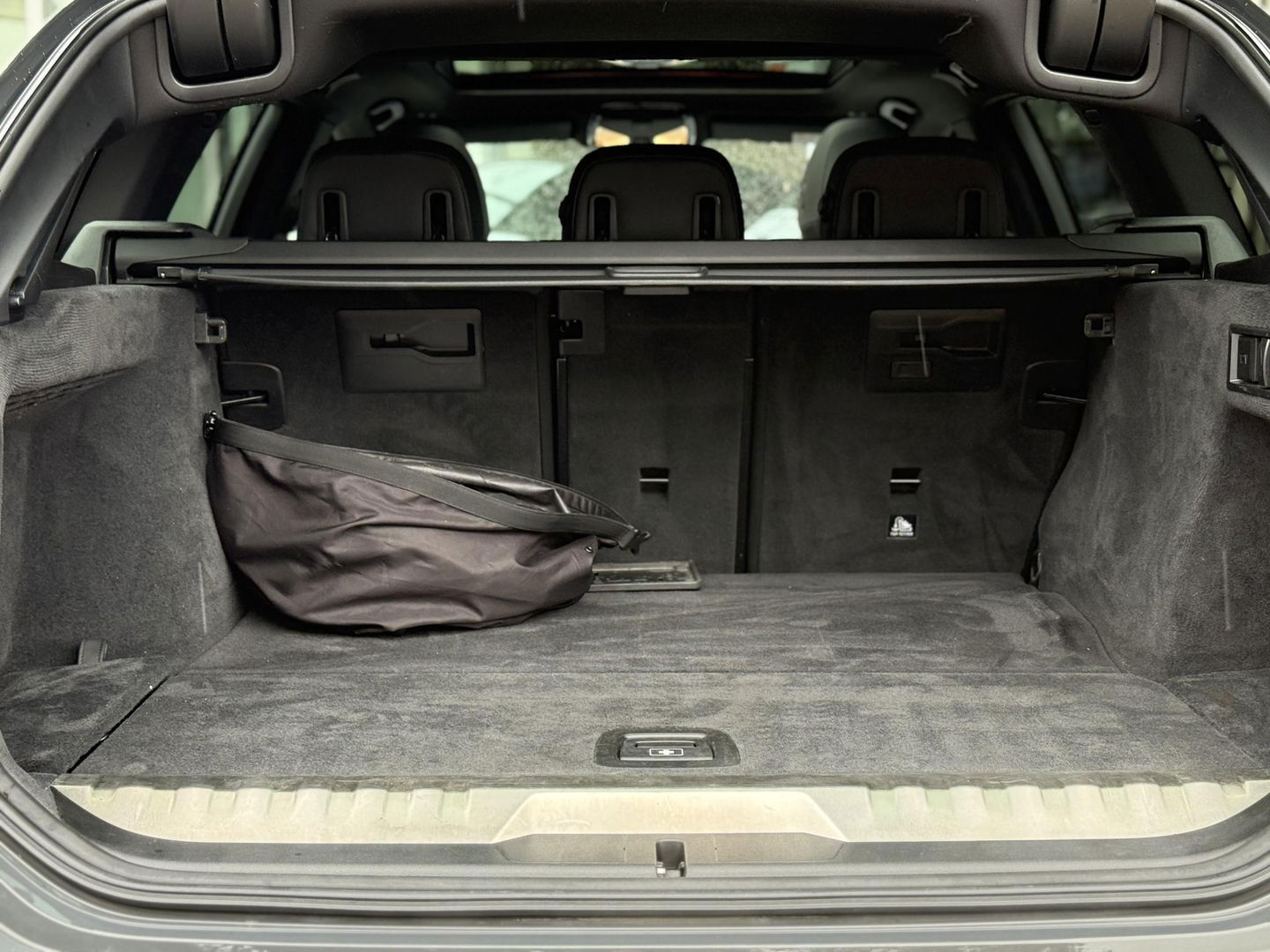 BMW 3 Serie Touring 330e High Ex. M-sport plus|SOH98%|Pano|Laser|CoPilot|HiFi|Trekhaak|Dravit grey
