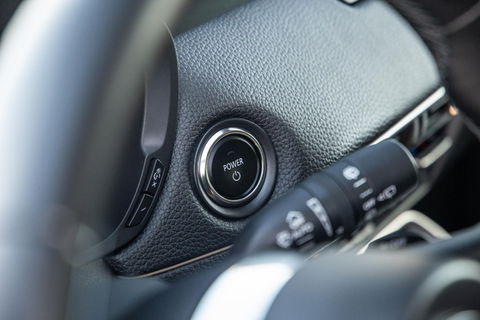 Mazda CX-60 2.5 e-SkyActiv PHEV Exclusive-Line CARPLAY / LEDER / ADAPTIVE CRUISE / NAVI / TREKHAAK