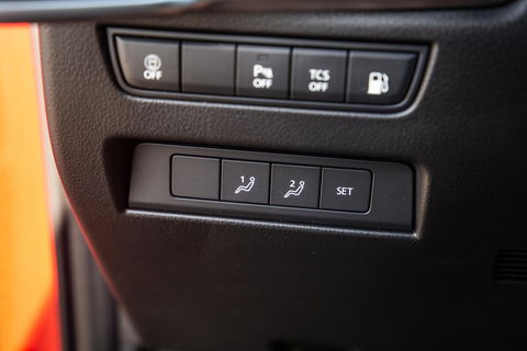 Mazda CX-60 2.5 e-SkyActiv PHEV Exclusive-Line CARPLAY / LEDER / ADAPTIVE CRUISE / NAVI / TREKHAAK