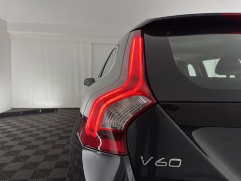 Volvo V60 2.4 D6 AWD Plug-In Hybrid Summum Aut. *PANO | LUXURY-LEATHER | XENON | MEMORY-PACK | HEATED-COMFORTSEATS | NAVI-FULLMAP | CAMERA | ECC | PDC | CRUISE | 17''ALU*