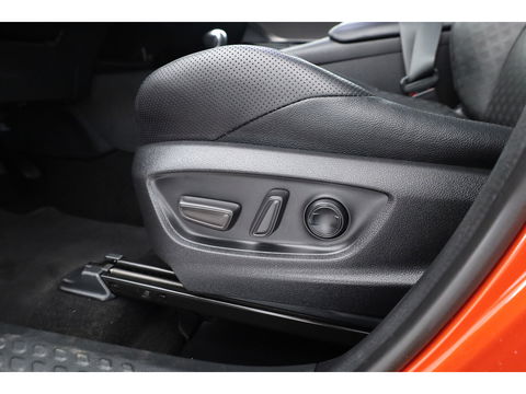Toyota C-HR 2.0 Hybrid Launch Edition | Navi | Camera | JBL | Adapt. Cruise | Stoelverw. | Apple CarPlay