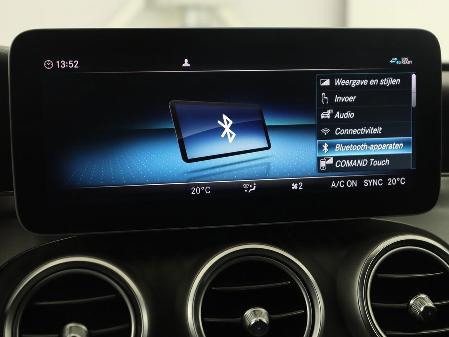 Mercedes-Benz C-Klasse 200 Business Solution AMG | Leder | Carplay | Navigatie | Stoelverwarming | Camera | Adaptive cruise | Full LED | LMV 18 inch