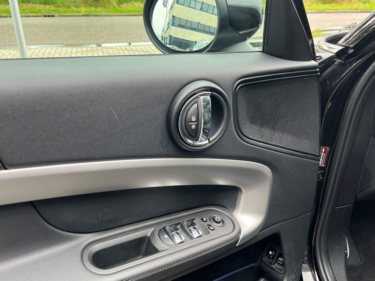 MINI Countryman 2.0 Cooper S E ALL4 JCW|Pano|Head-Up|Camera|ACC|Carplay|Leder|Keyless|220PK