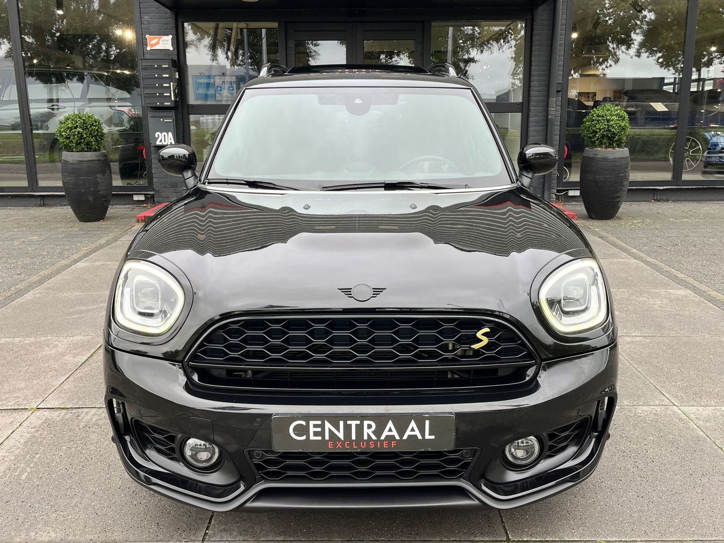 MINI Countryman 2.0 Cooper S E ALL4 JCW|Pano|Head-Up|Camera|ACC|Carplay|Leder|Keyless|220PK