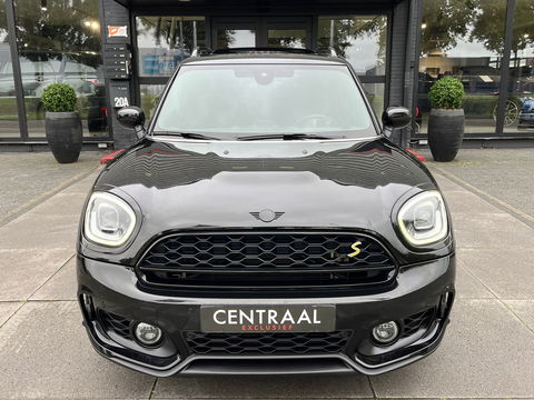 MINI Countryman 2.0 Cooper S E ALL4 JCW|Pano|Head-Up|Camera|ACC|Carplay|Leder|Keyless|220PK