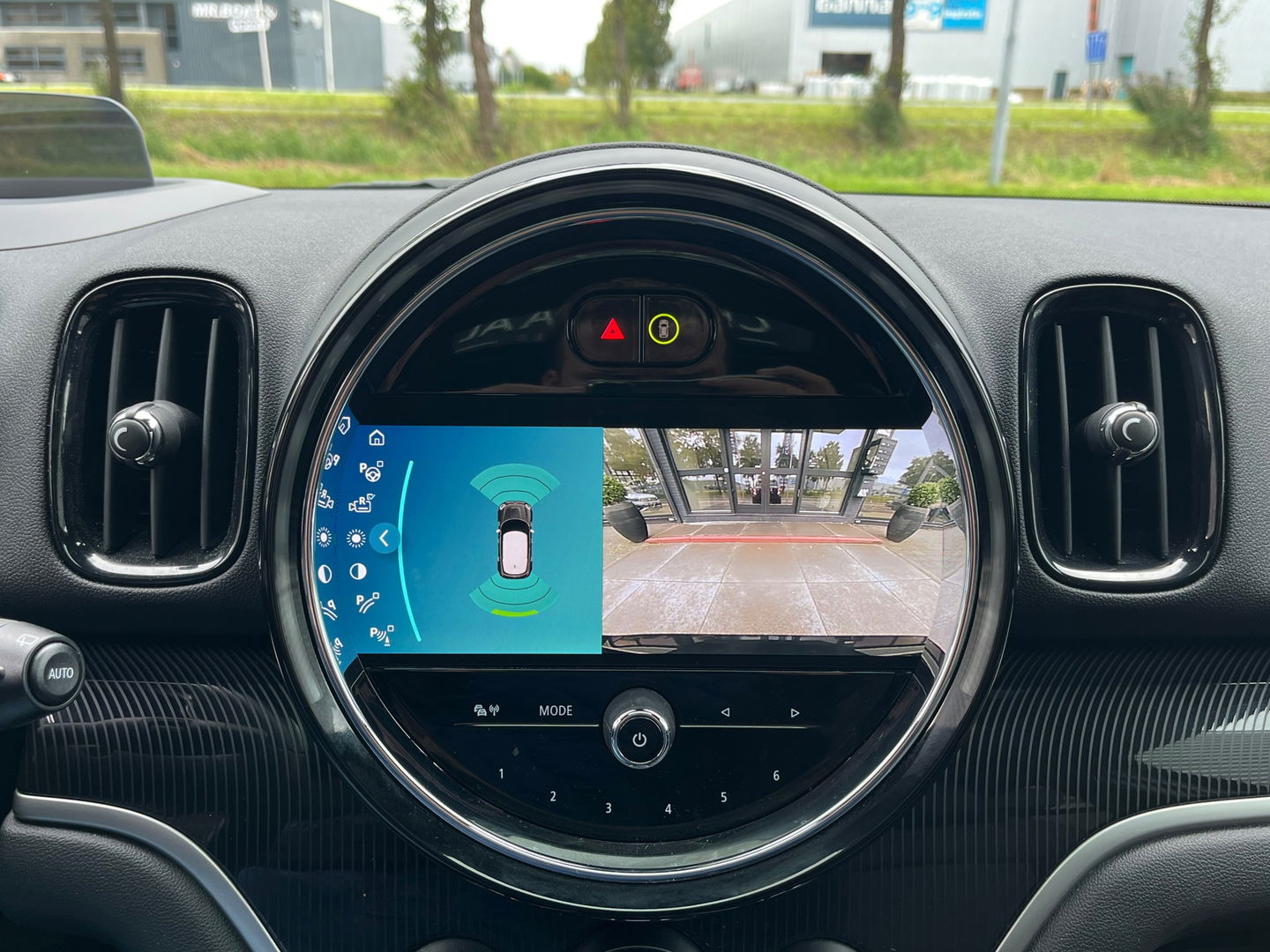 MINI Countryman 2.0 Cooper S E ALL4 JCW|Pano|Head-Up|Camera|ACC|Carplay|Leder|Keyless|220PK