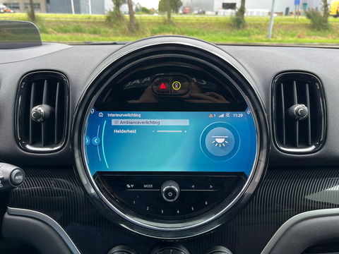 MINI Countryman 2.0 Cooper S E ALL4 JCW|Pano|Head-Up|Camera|ACC|Carplay|Leder|Keyless|220PK