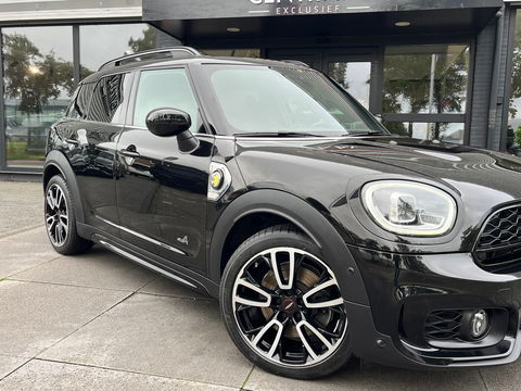 MINI Countryman 2.0 Cooper S E ALL4 JCW|Pano|Head-Up|Camera|ACC|Carplay|Leder|Keyless|220PK