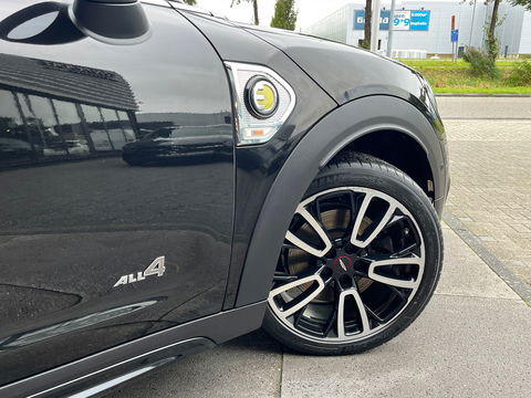 MINI Countryman 2.0 Cooper S E ALL4 JCW|Pano|Head-Up|Camera|ACC|Carplay|Leder|Keyless|220PK