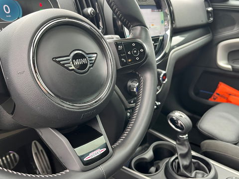 MINI Countryman 2.0 Cooper S E ALL4 JCW|Pano|Head-Up|Camera|ACC|Carplay|Leder|Keyless|220PK