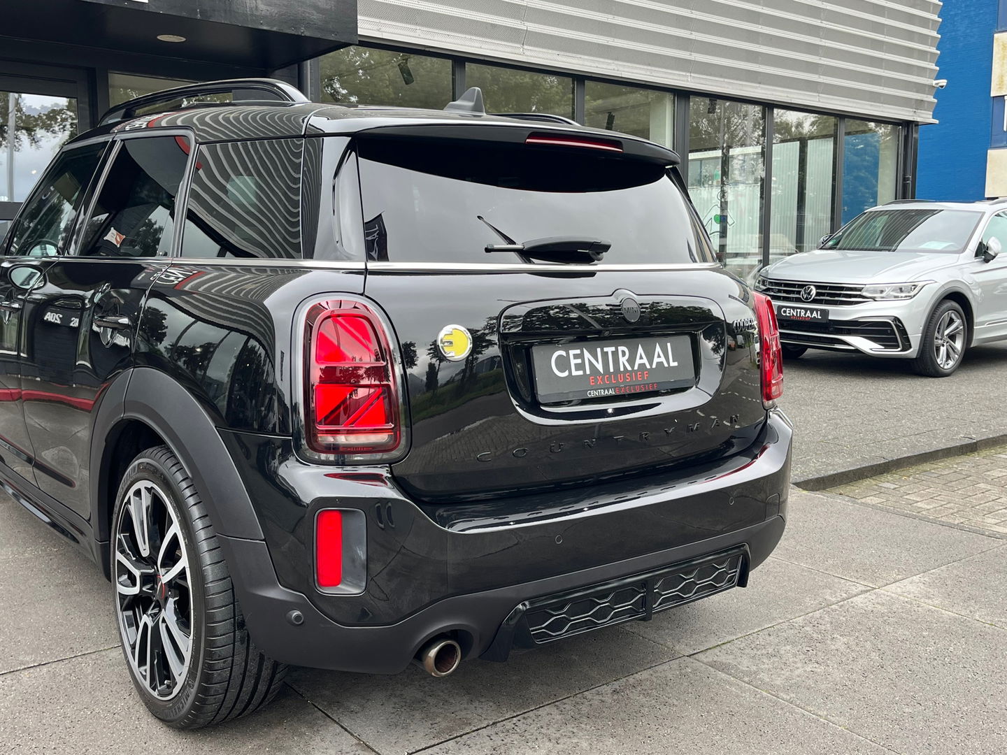 MINI Countryman 2.0 Cooper S E ALL4 JCW|Pano|Head-Up|Camera|ACC|Carplay|Leder|Keyless|220PK