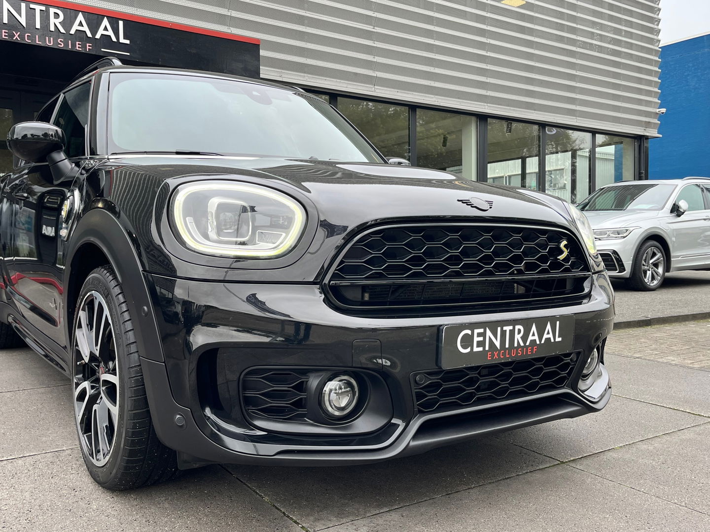 MINI Countryman 2.0 Cooper S E ALL4 JCW|Pano|Head-Up|Camera|ACC|Carplay|Leder|Keyless|220PK