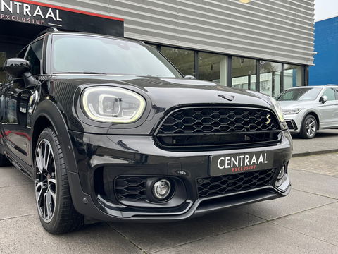 MINI Countryman 2.0 Cooper S E ALL4 JCW|Pano|Head-Up|Camera|ACC|Carplay|Leder|Keyless|220PK