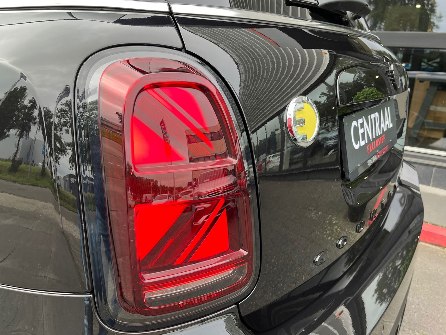 MINI Countryman 2.0 Cooper S E ALL4 JCW|Pano|Head-Up|Camera|ACC|Carplay|Leder|Keyless|220PK