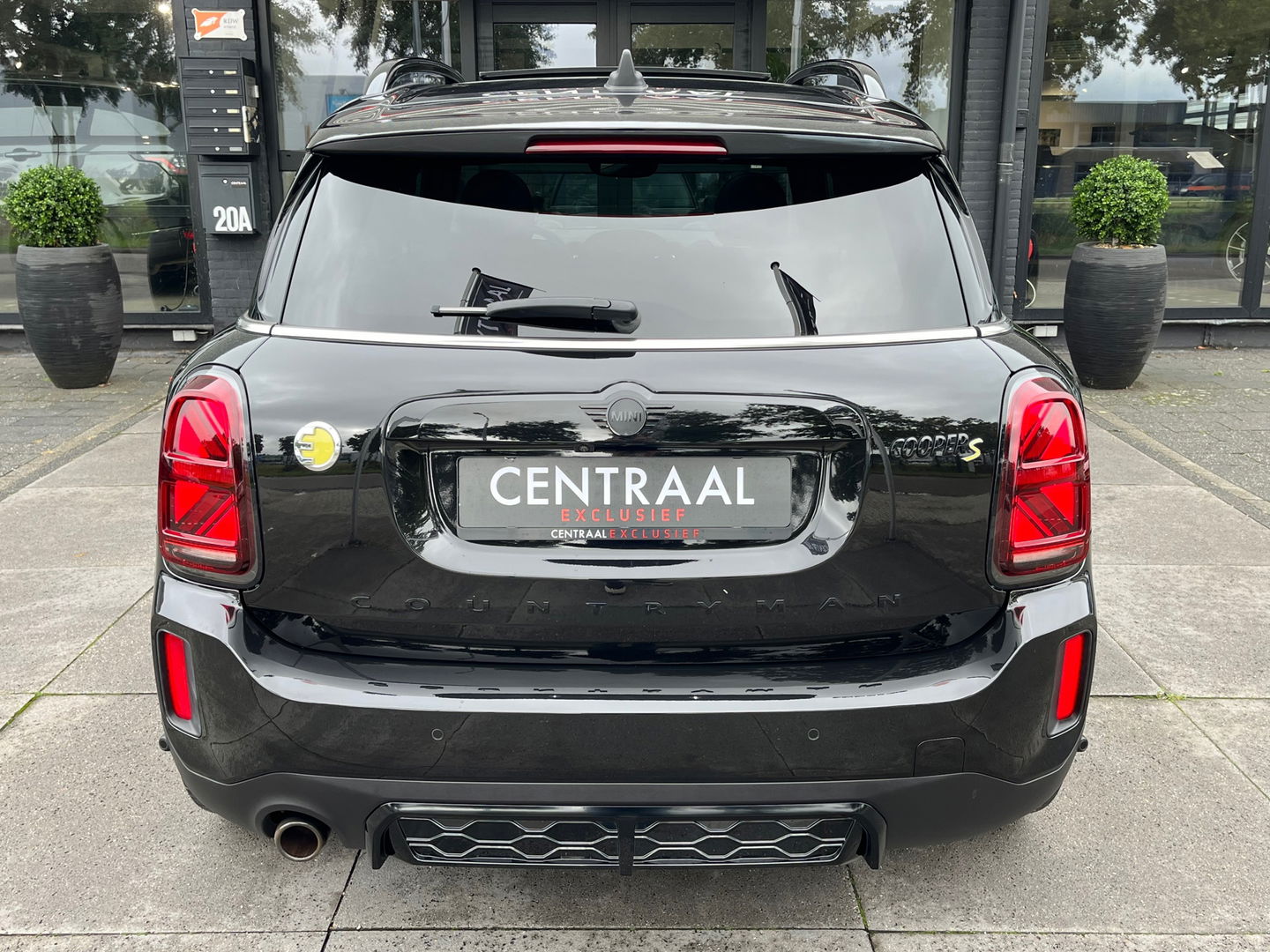 MINI Countryman 2.0 Cooper S E ALL4 JCW|Pano|Head-Up|Camera|ACC|Carplay|Leder|Keyless|220PK