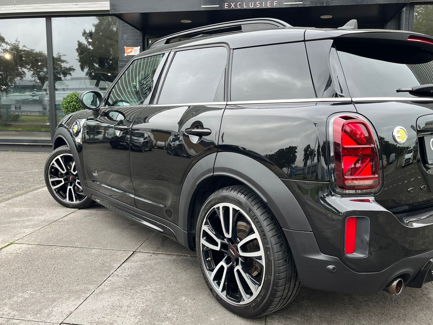 MINI Countryman 2.0 Cooper S E ALL4 JCW|Pano|Head-Up|Camera|ACC|Carplay|Leder|Keyless|220PK