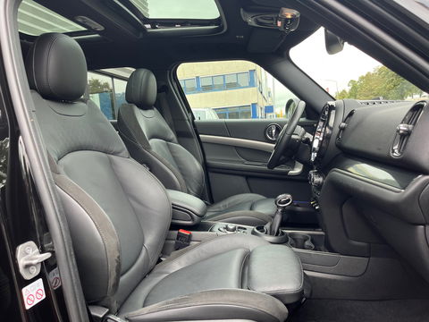 MINI Countryman 2.0 Cooper S E ALL4 JCW|Pano|Head-Up|Camera|ACC|Carplay|Leder|Keyless|220PK