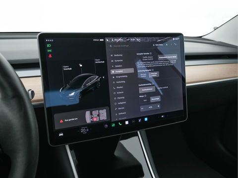 Tesla Model 3 Standard RWD Plus 60 kWh [ 3-Fase ] {SOH-84%} (INCL-BTW) Aut. *PANO | AUTO-PILOT | LUXURY-LEATHER | KEYLESS | FULL-LED | MEMORY-PACK | SURROUND-VIEW | DAB | CARPLAY | DIGI-COCKPIT | LANE-ASSIST | COMFORT-SEATS | 18"ALU*