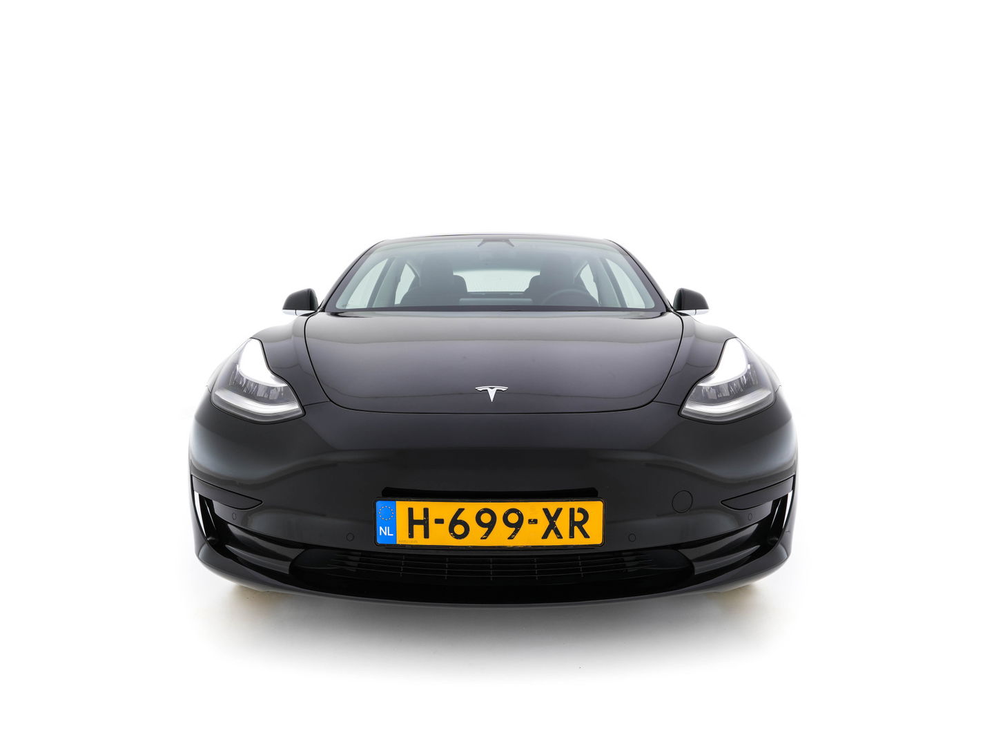 Tesla Model 3 Standard RWD Plus 60 kWh [ 3-Fase ] {SOH-84%} (INCL-BTW) Aut. *PANO | AUTO-PILOT | LUXURY-LEATHER | KEYLESS | FULL-LED | MEMORY-PACK | SURROUND-VIEW | DAB | CARPLAY | DIGI-COCKPIT | LANE-ASSIST | COMFORT-SEATS | 18"ALU*