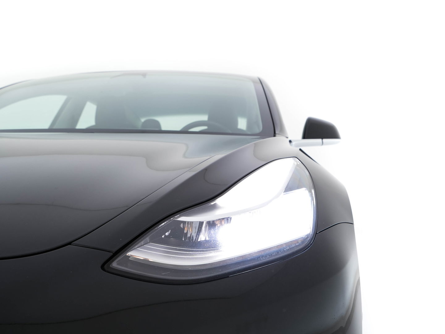 Tesla Model 3 Standard RWD Plus 60 kWh [ 3-Fase ] {SOH-84%} (INCL-BTW) Aut. *PANO | AUTO-PILOT | LUXURY-LEATHER | KEYLESS | FULL-LED | MEMORY-PACK | SURROUND-VIEW | DAB | CARPLAY | DIGI-COCKPIT | LANE-ASSIST | COMFORT-SEATS | 18"ALU*
