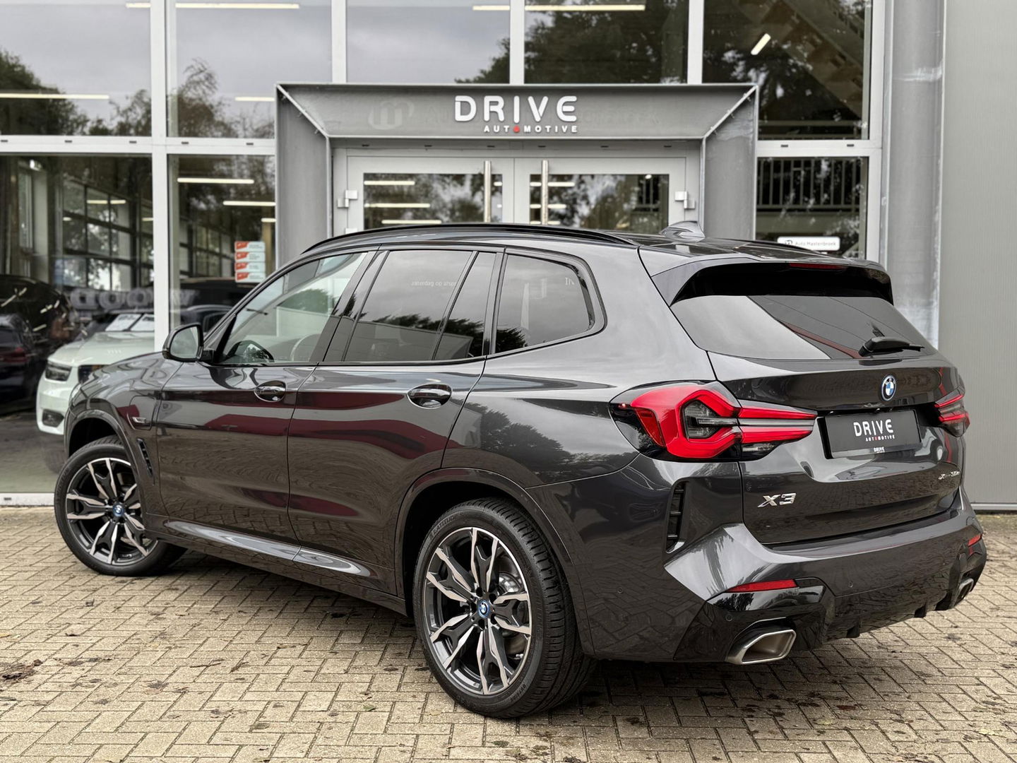 BMW X3 xDrive30e High Ex. M-Sport|98%SOH|Pano|Memory|Stoel ventilatie|360Cam|HUD|HIFI|Trekhaak