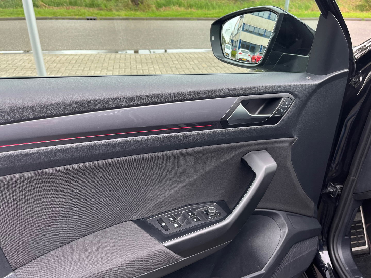 Volkswagen T-Roc 1.5 TSI Sport 150PK|ACC|Navi|Pdc|DAB|Stoelverwarming|Automaat
