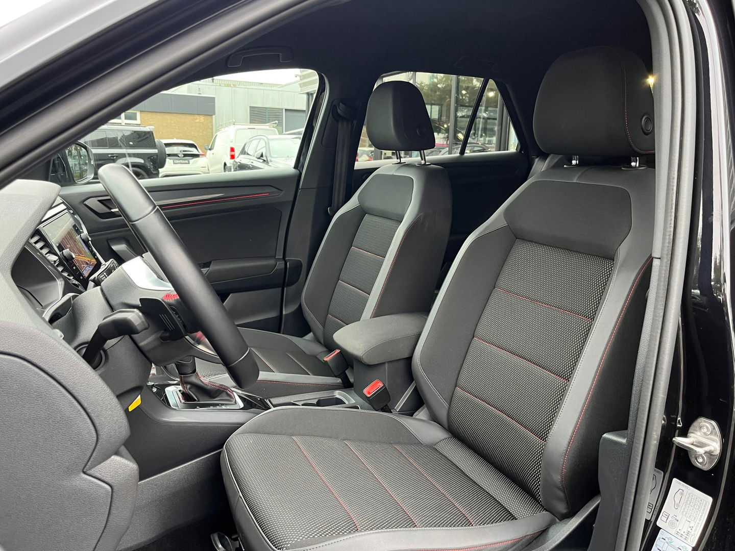 Volkswagen T-Roc 1.5 TSI Sport 150PK|ACC|Navi|Pdc|DAB|Stoelverwarming|Automaat