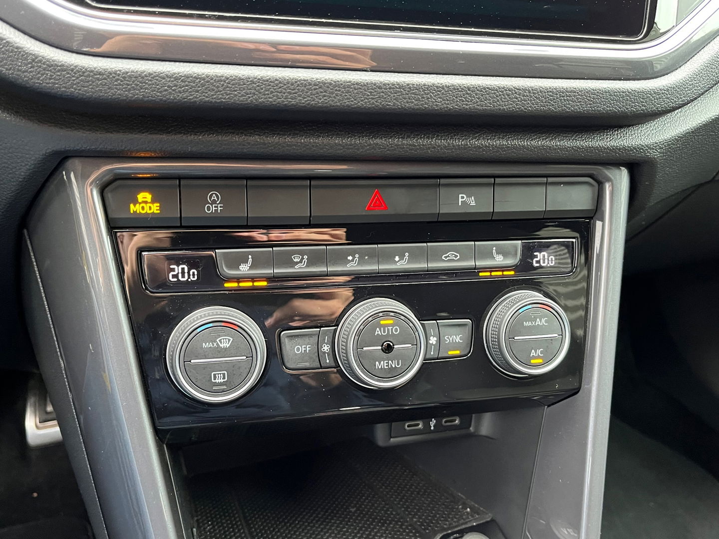 Volkswagen T-Roc 1.5 TSI Sport 150PK|ACC|Navi|Pdc|DAB|Stoelverwarming|Automaat